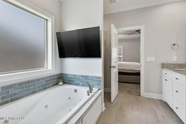 $2,600 | 313 East Buttonwood Lane, Canton, MS 39046