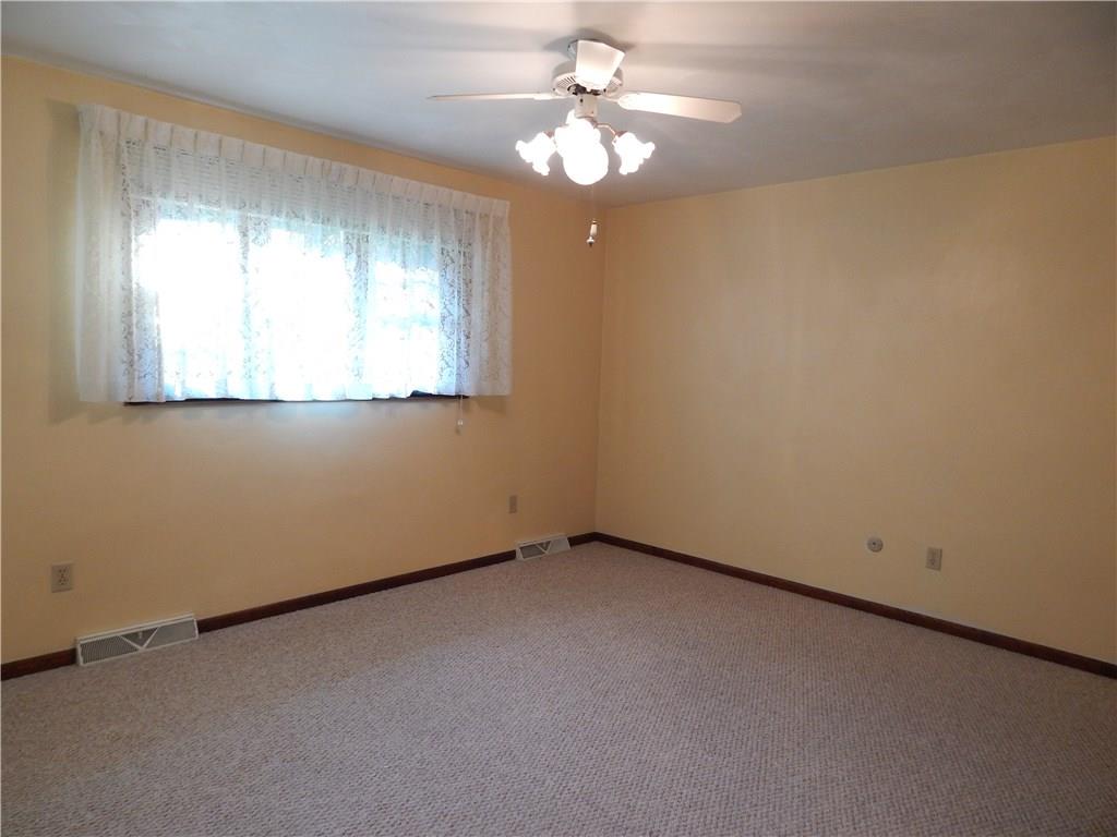 76 Fulton Road Canonsburg, PA 15317 - Photo 11 of 25 The Master Bedroom has a lighted ceiling fan and neutral dcor.