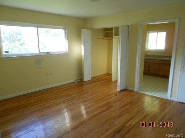 27139 Lehigh Street Inkster, MI 48141 - Photo 14 of 26 Bedroom 3.JPG