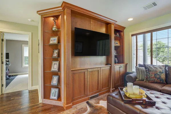 $1,165,000 | 11565 Wellington Court, Stanwood, MI 49346