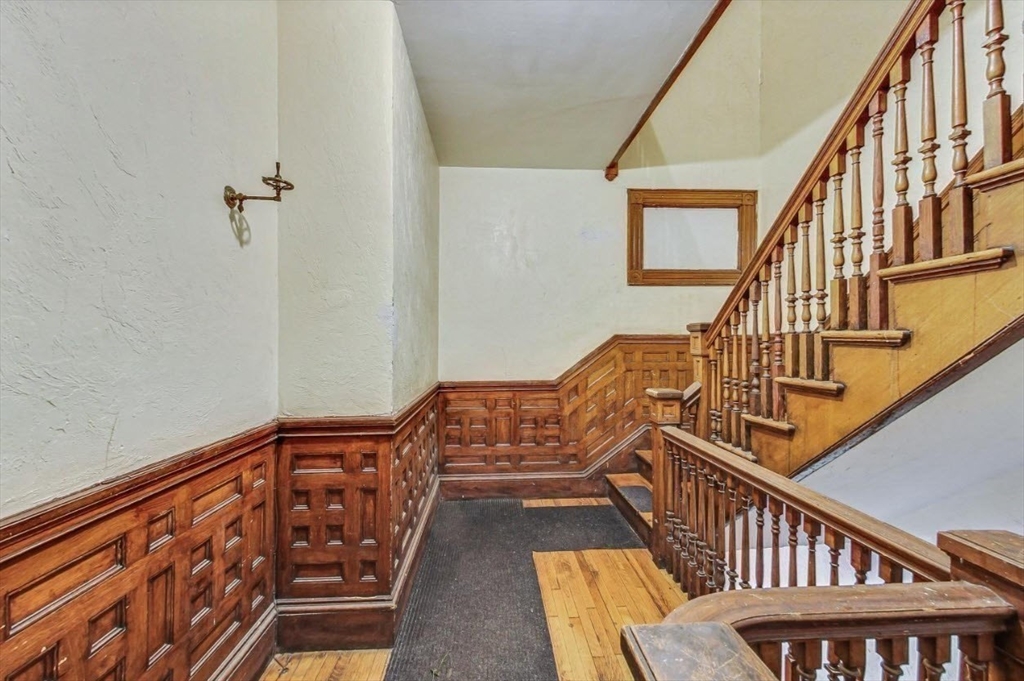 472 Warren Street Boston, MA 02121 - Photo 8 of 42 a view of entryway with wooden floor