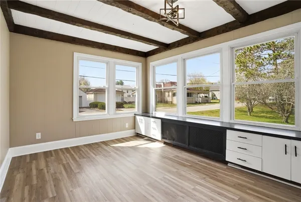 $499,900 | 84 Crest Road, North Smithfield, RI 02896