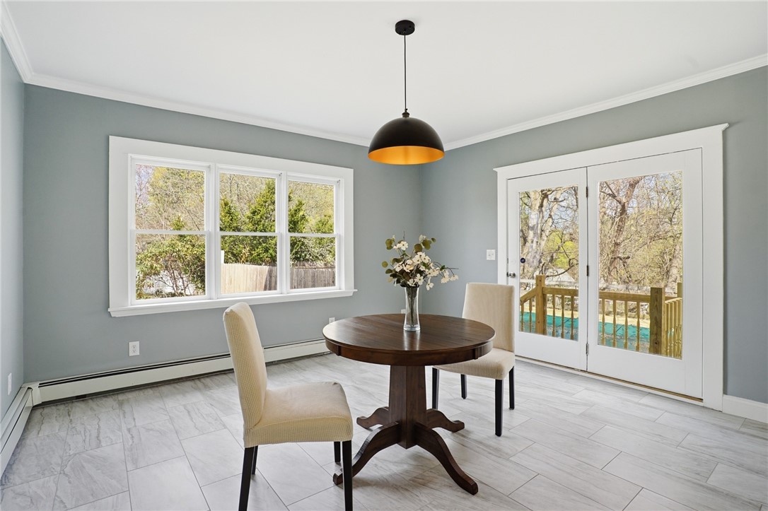 84 Crest Road North Smithfield, RI 02896 - Photo 4 of 46