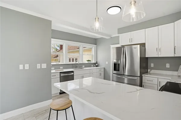 $499,900 | 84 Crest Road, North Smithfield, RI 02896