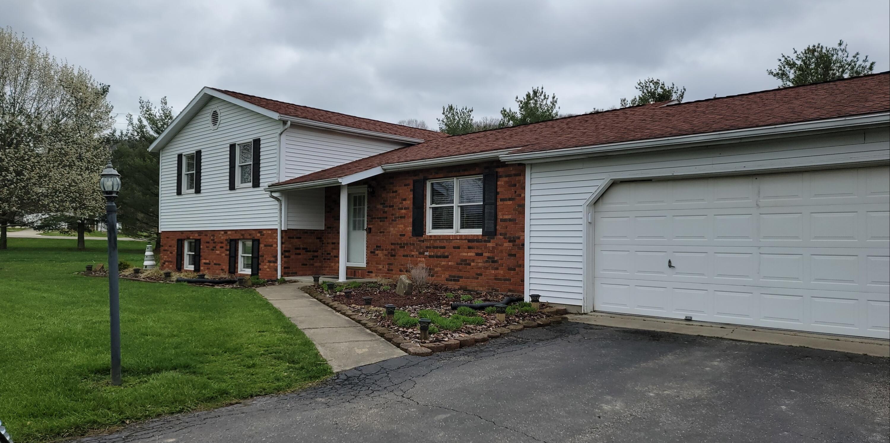 2230 Delano Road Chillicothe, OH 45601 - Photo 6 of 11 Snapchat-1228927325