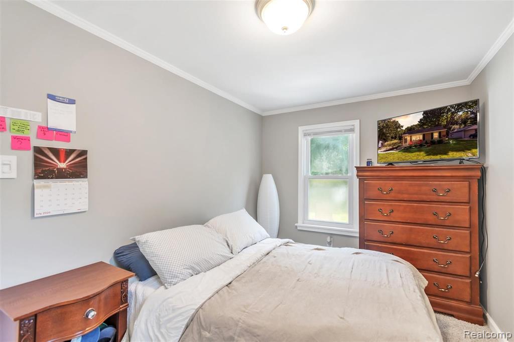 21484 Power Road Farmington Hills, MI 48336 - Photo 26 of 46