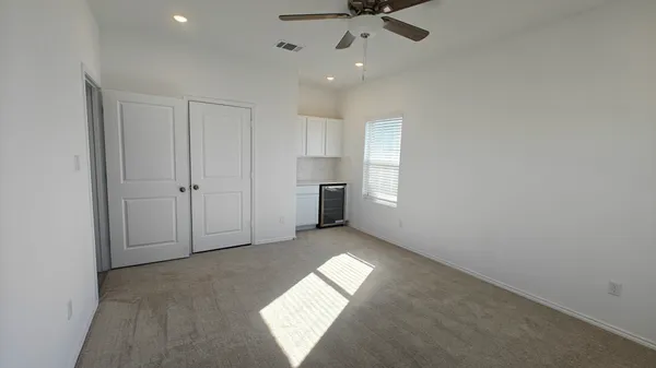 $2,200 | 106 Arbordale Street, Georgetown, TX 78628