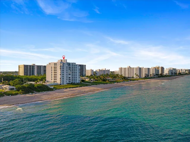 $2,000,000 | 3407 South Ocean Boulevard, Unit 4A, Highland Beach, FL 33487