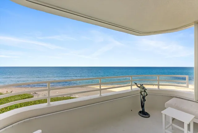 $2,000,000 | 3407 South Ocean Boulevard, Unit 4A, Highland Beach, FL 33487