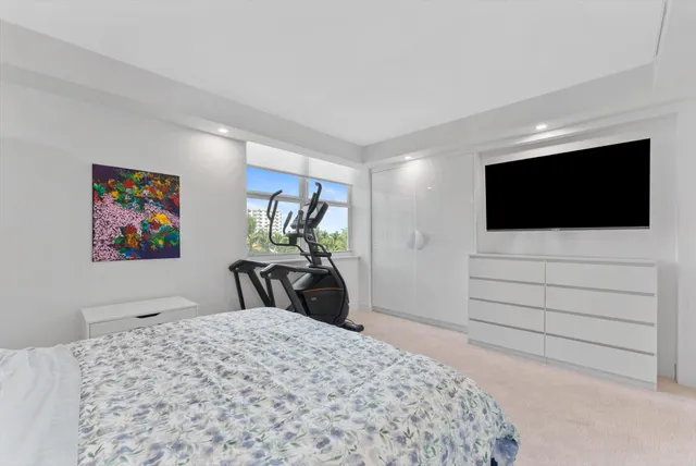 $2,000,000 | 3407 South Ocean Boulevard, Unit 4A, Highland Beach, FL 33487