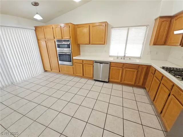 $1,895 | 1840 Stablegate Avenue, Henderson, NV 89012