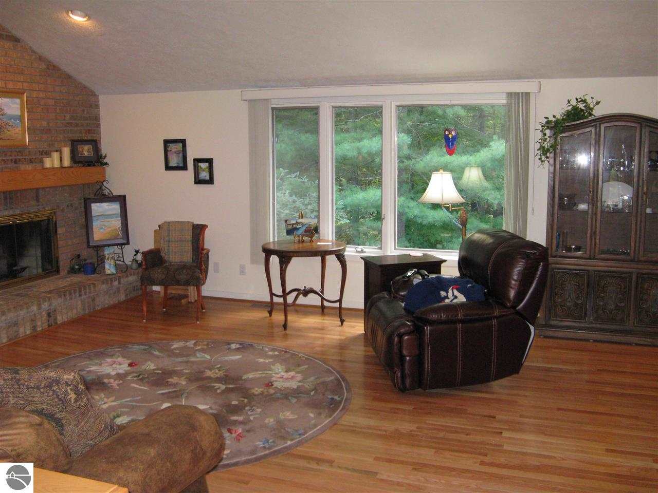 6475 Mission Ridge Traverse City, MI 49686 - Photo 8 of 23 1749735-7.JPG