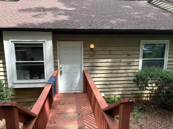 $1,295 | 943 West Chatham Street, Cary, NC 27511