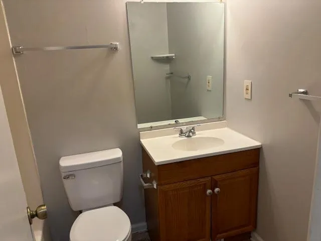 $1,295 | 943 West Chatham Street, Cary, NC 27511