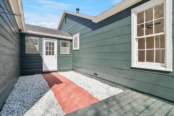 $2,300 | 602 West Pecan Street, Celina, TX 75009