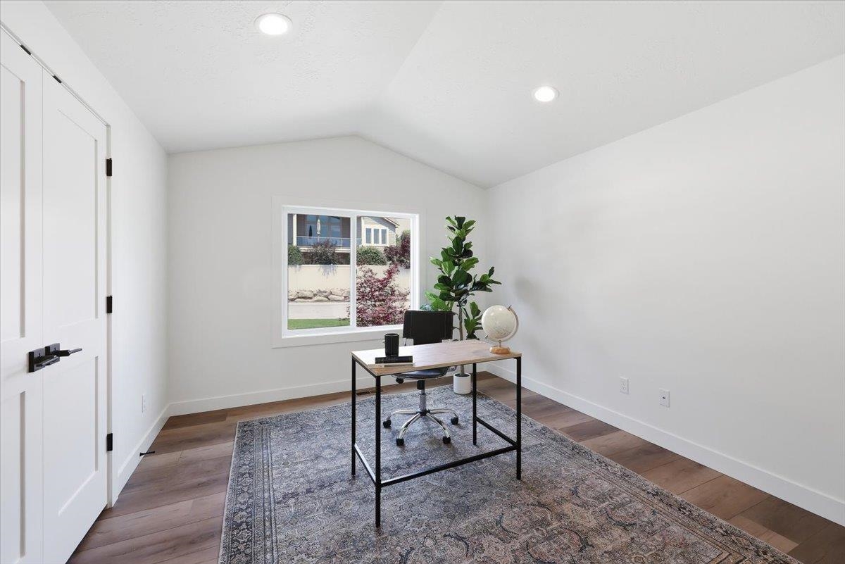 8930 East Ridgeline Lane Spokane, WA 99217 - Photo 17 of 33