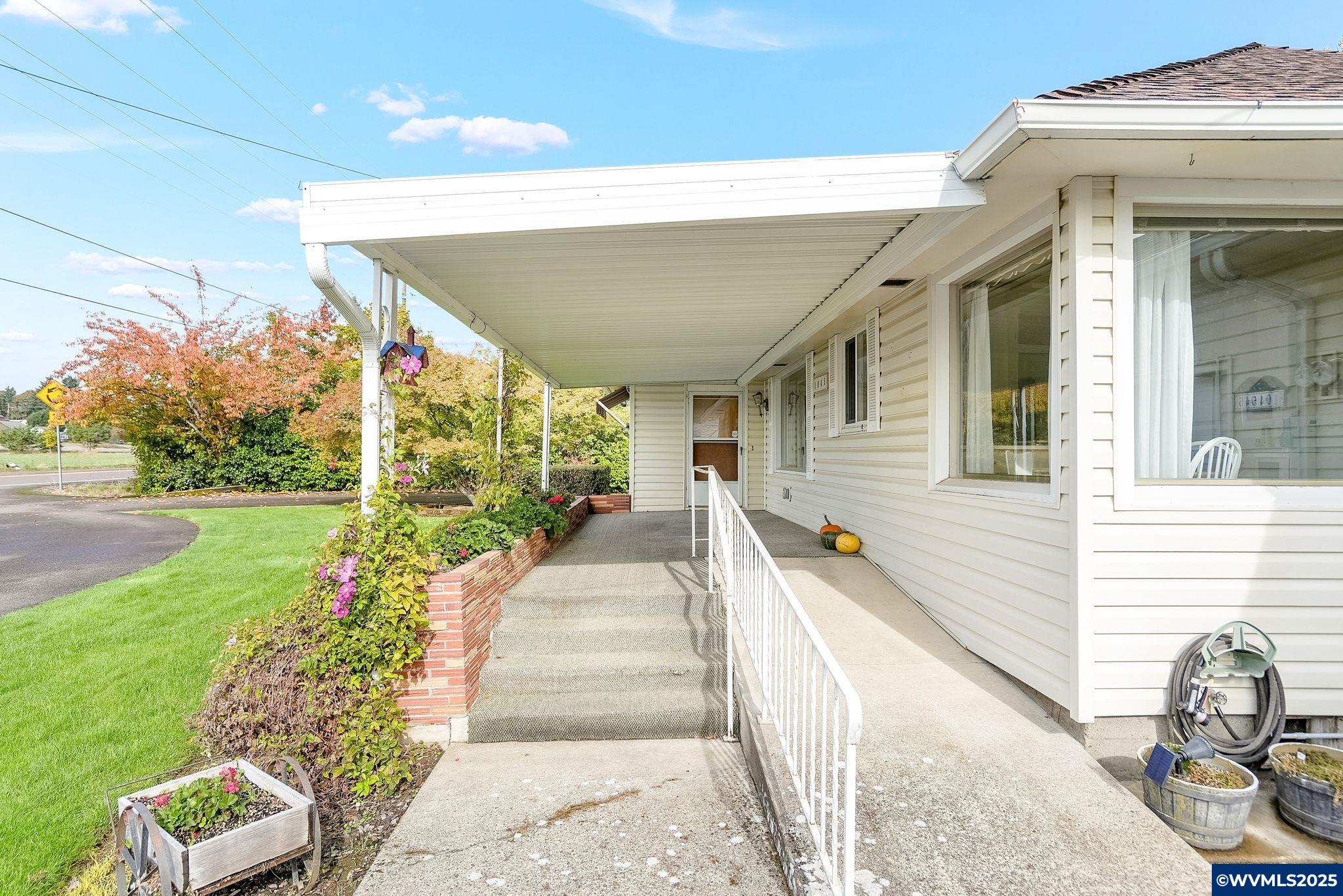 1045 Southwest 53rd Street Corvallis, OR 97333 - Photo 14 of 50