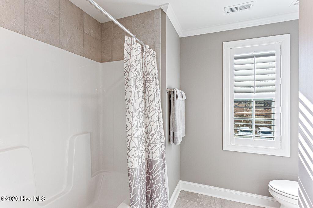 500 Pommel Lane Southern Pines, NC 28387 - Photo 35 of 47 Guest Bath upstairs