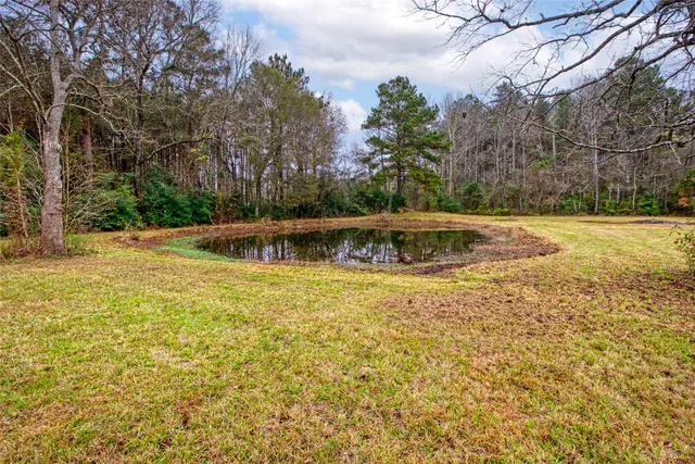 $420,000 | 337 County Road 2281, Cleveland, TX 77327