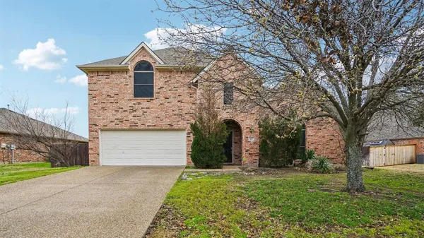 $3,200 | 313 Country Lakes Boulevard, Argyle, TX 76226