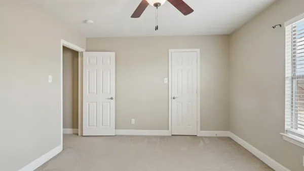 $3,200 | 313 Country Lakes Boulevard, Argyle, TX 76226