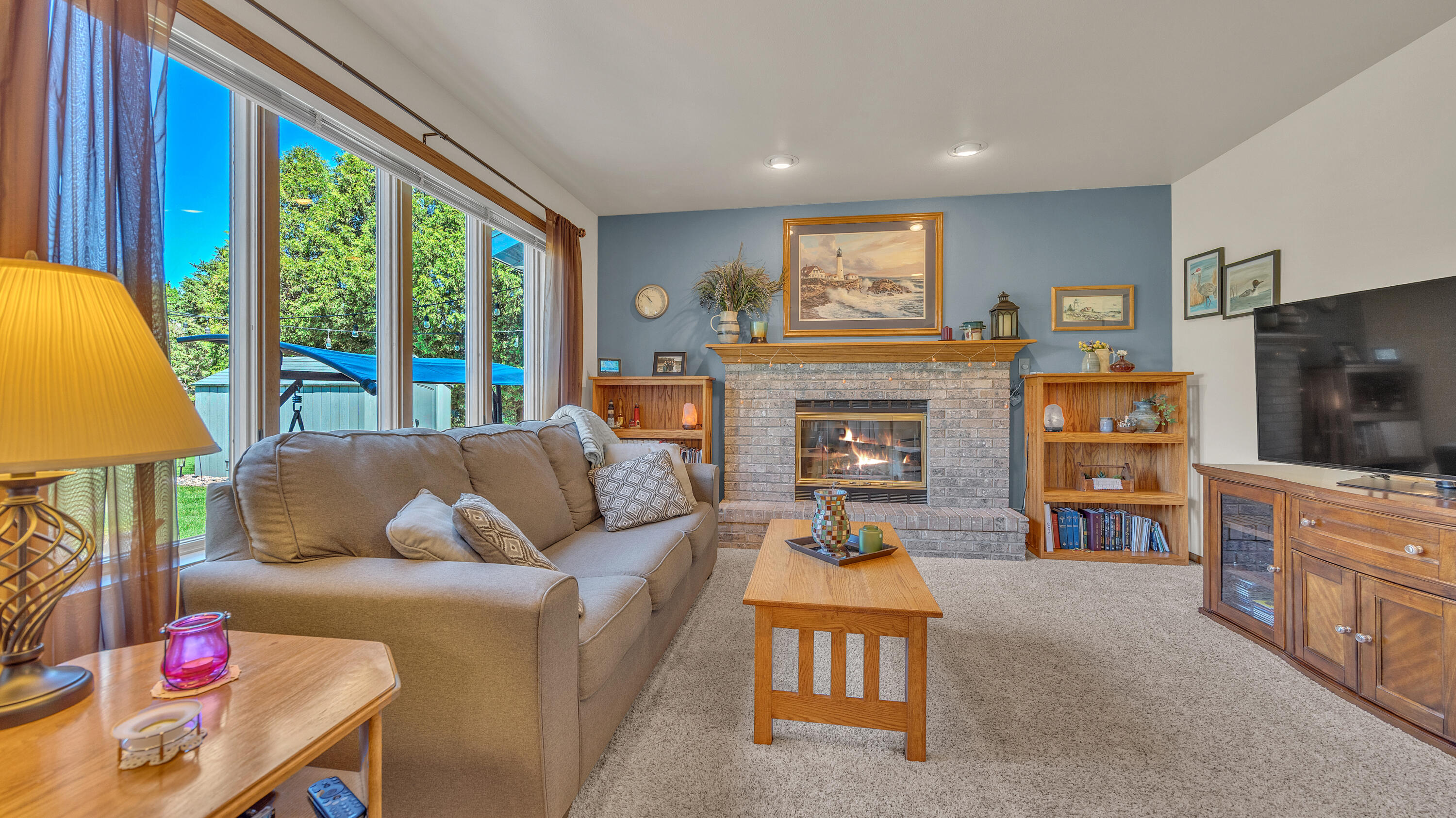 5118 Moenning Road Sheboygan, WI 53081 - Photo 13 of 42 Family Room 1