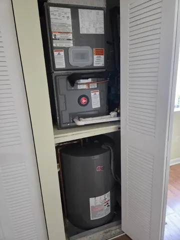 $1,800 | 3369 Perimeter Drive, Lake Worth, FL 33467