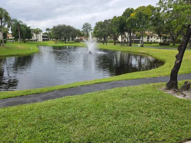 $1,800 | 3369 Perimeter Drive, Lake Worth, FL 33467