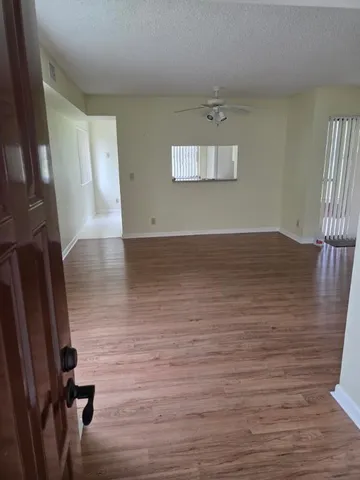 $1,800 | 3369 Perimeter Drive, Lake Worth, FL 33467