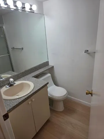 $1,800 | 3369 Perimeter Drive, Lake Worth, FL 33467