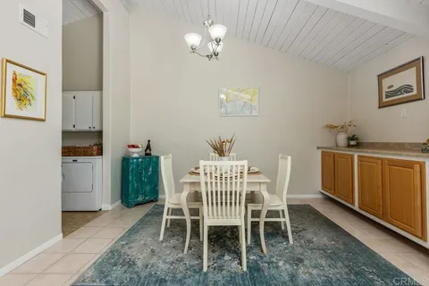 $525,000 | 7512 Viejo Castilla Way, Unit 22, Carlsbad, CA 92009