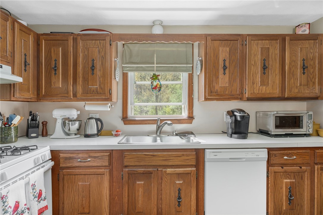 500 Dry Bridge Road North Kingstown, RI 02852 - Photo 27 of 39 Gallery Image 27