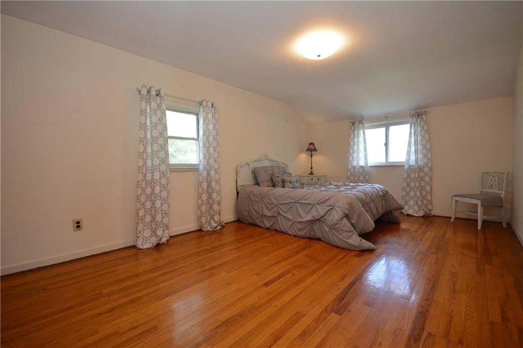 2057 Spring Hill Road Pittsburgh, PA 15243 - Photo 14 of 23