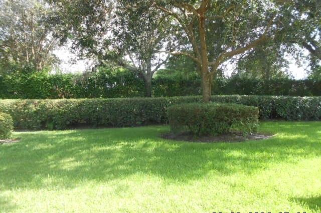 10060 Boca Palm Drive Boca Raton, FL 33498 - Photo 19 of 19 Garden area