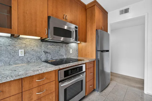 $699,000 | 183 Del Medio Avenue, Unit 310, Mountain View, CA 94040