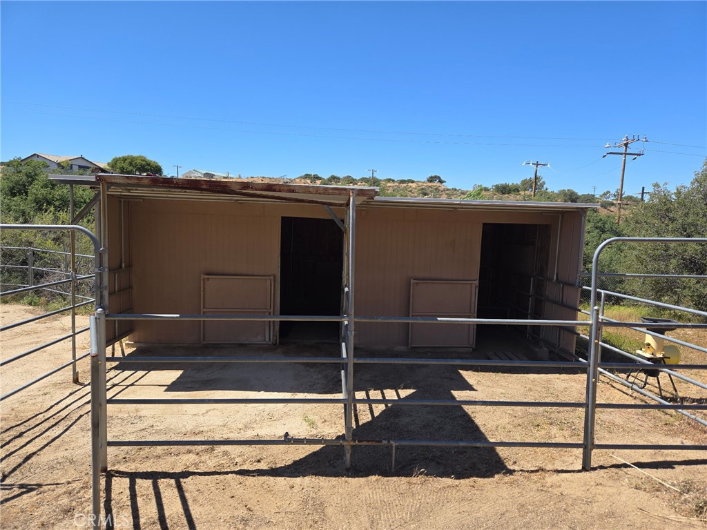 7084 Aster Road Oak Hills, CA 92344 - Photo 31 of 34 2 Stall Corral