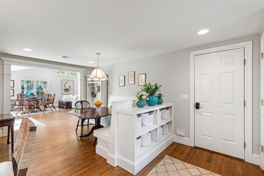 11 Harbour Road Barrington, RI 02806 - Photo 17 of 40
