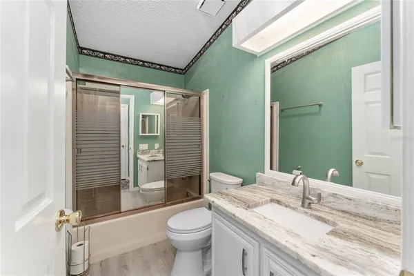 $2,350 | 1401 West Schwartz Boulevard, Lady Lake, FL 32159