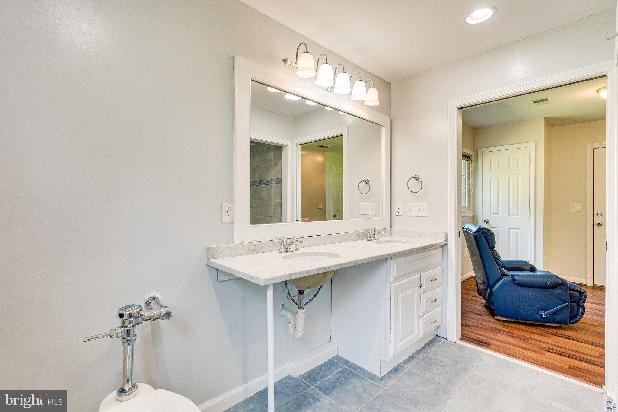 13206 Jasper Road Fairfax, VA 22033 - Photo 38 of 60 Gallery Image 38