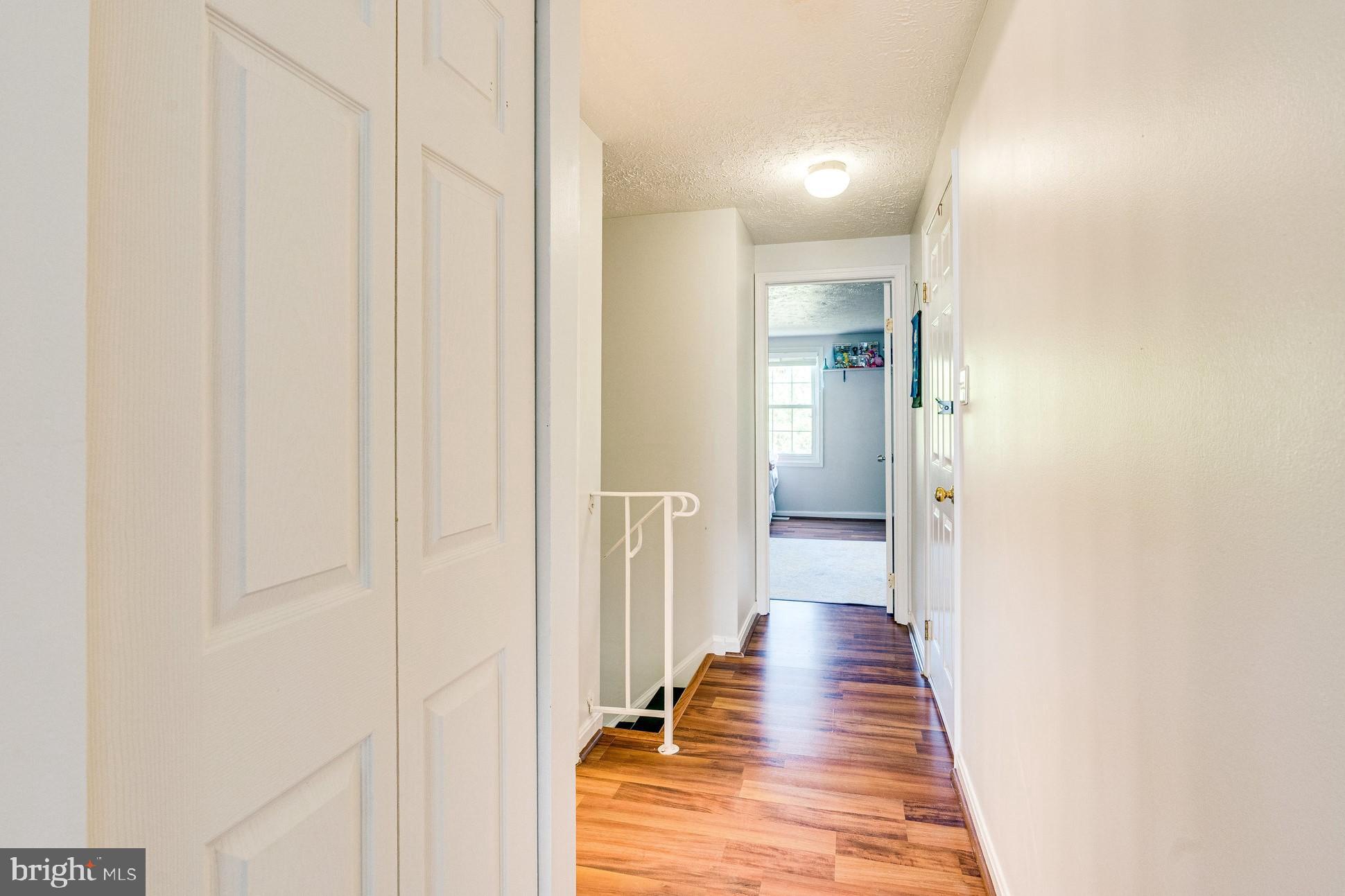 13206 Jasper Road Fairfax, VA 22033 - Photo 50 of 60 Hallway between bedroom 4 and 5
