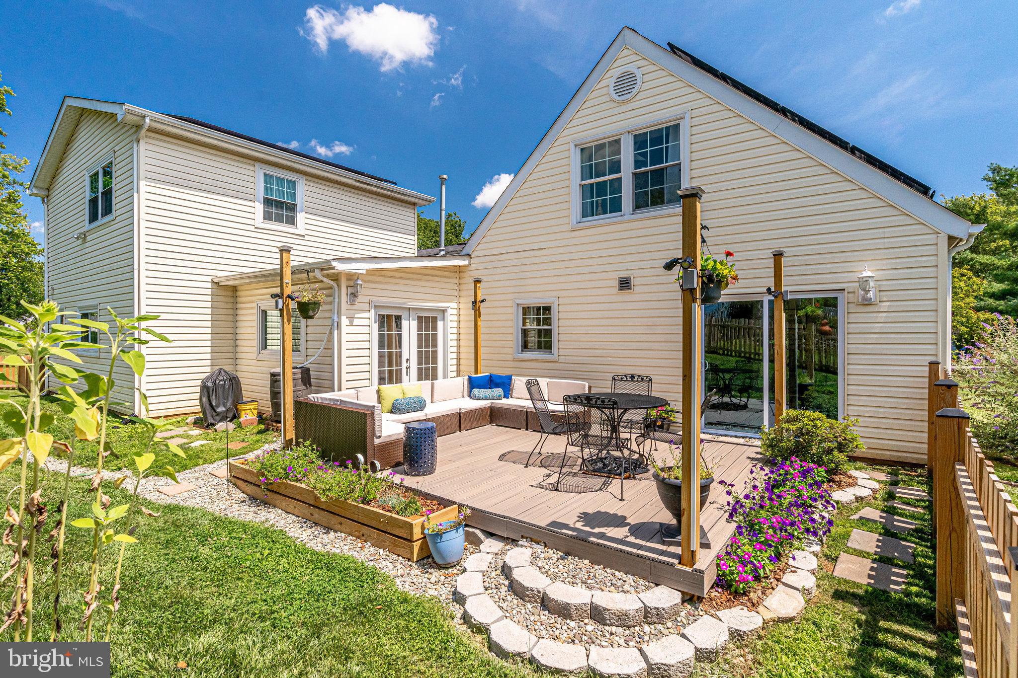 13206 Jasper Road Fairfax, VA 22033 - Photo 55 of 60 New Trex deck!