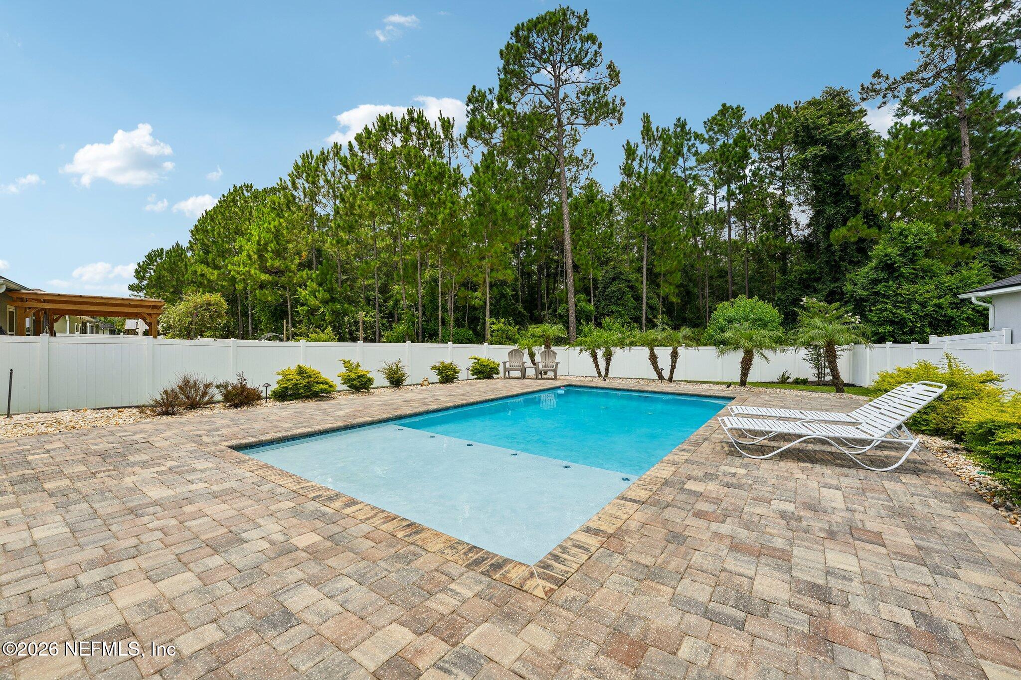96069 Breezeway Court Yulee, FL 32097 - Photo 2 of 36 38-web-or-mls-Breezeway Ct-S0207-038