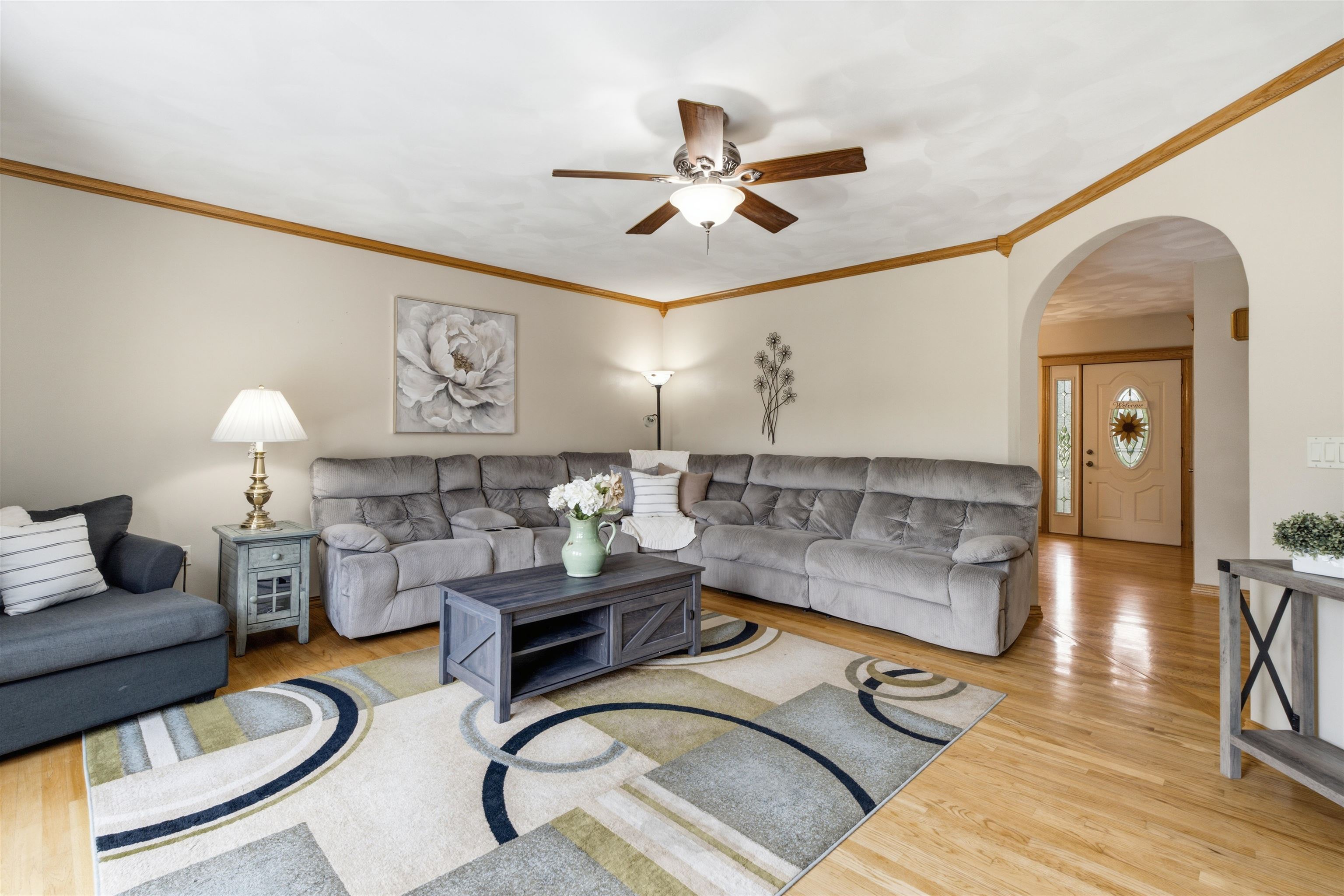 1 West Cedar Street Hilbert, WI 54129 - Photo 4 of 58