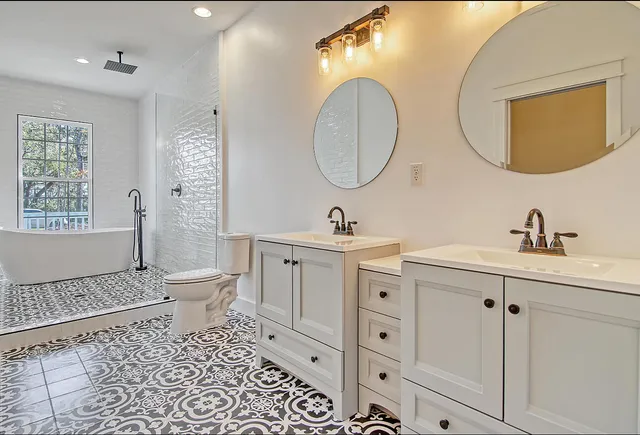 $995,000 | 5681 Captain Kidd Road, Hollywood, SC 29449