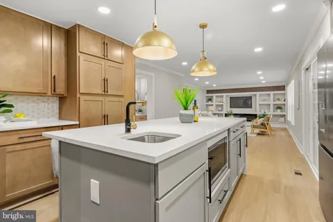 $675,000 | 5 Freshman Court, Reisterstown, MD 21136