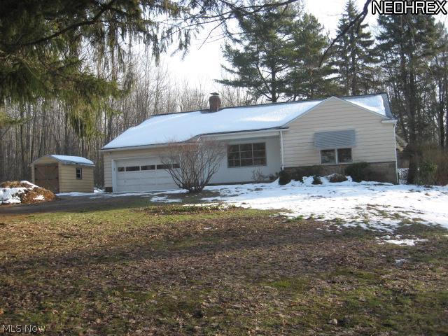 12919 County Line Road Chesterland, OH 44026 - Photo 1 of 8 12919 County Line Road, Chesterland. Excellent location. Just waiting for you to add your decorating touch. Central air. City water. Newer roof.