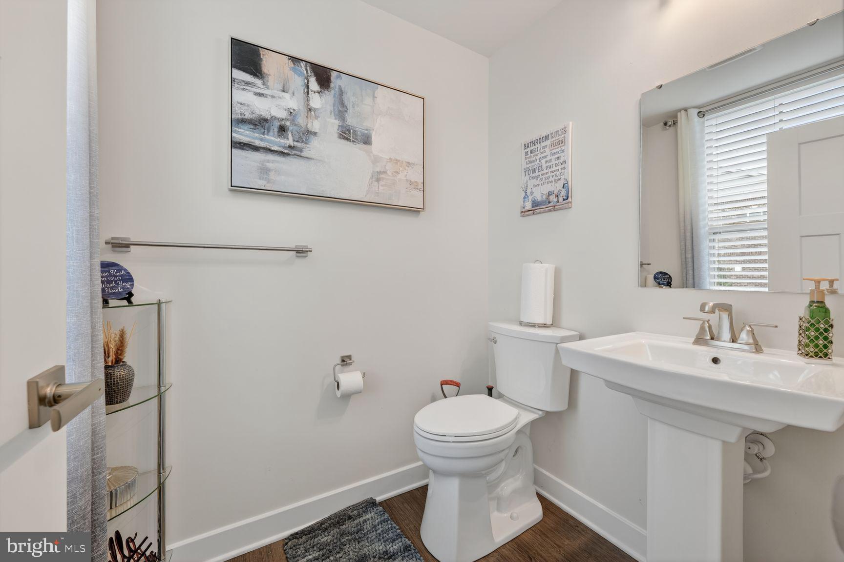 14963 Ring House Road, Unit D Brandywine, MD 20613 - Photo 12 of 31 MAIN LEVEL METICULOUSLY DESIGNED POWDER ROOM