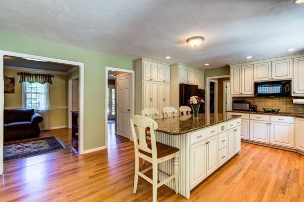 46 Huckleberry Road Hopkinton, MA 01748 - Photo 15 of 30 Gallery Image 15