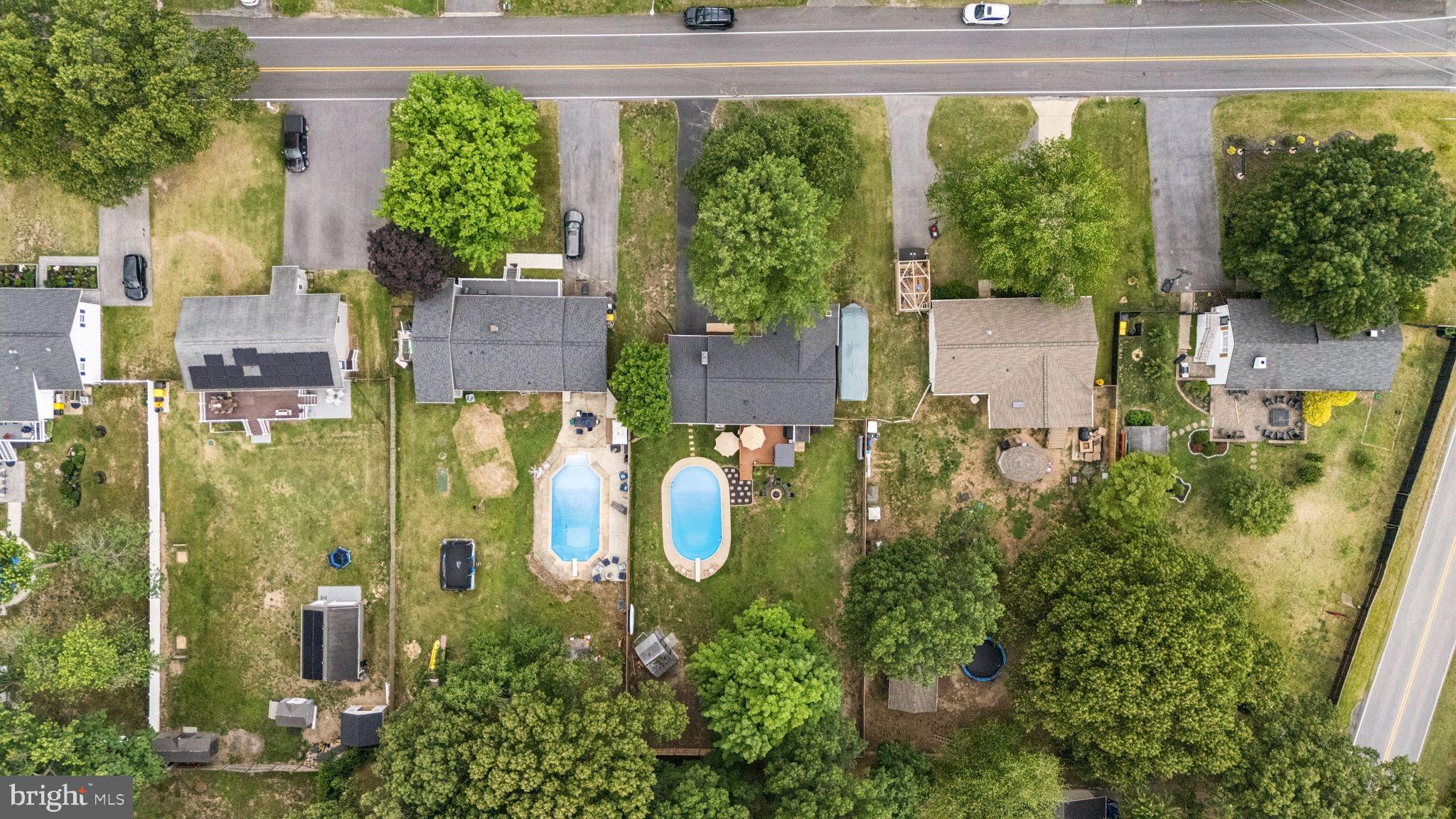 139 Magothy Beach Road Pasadena, MD 21122 - Photo 39 of 42 Large, flat lot