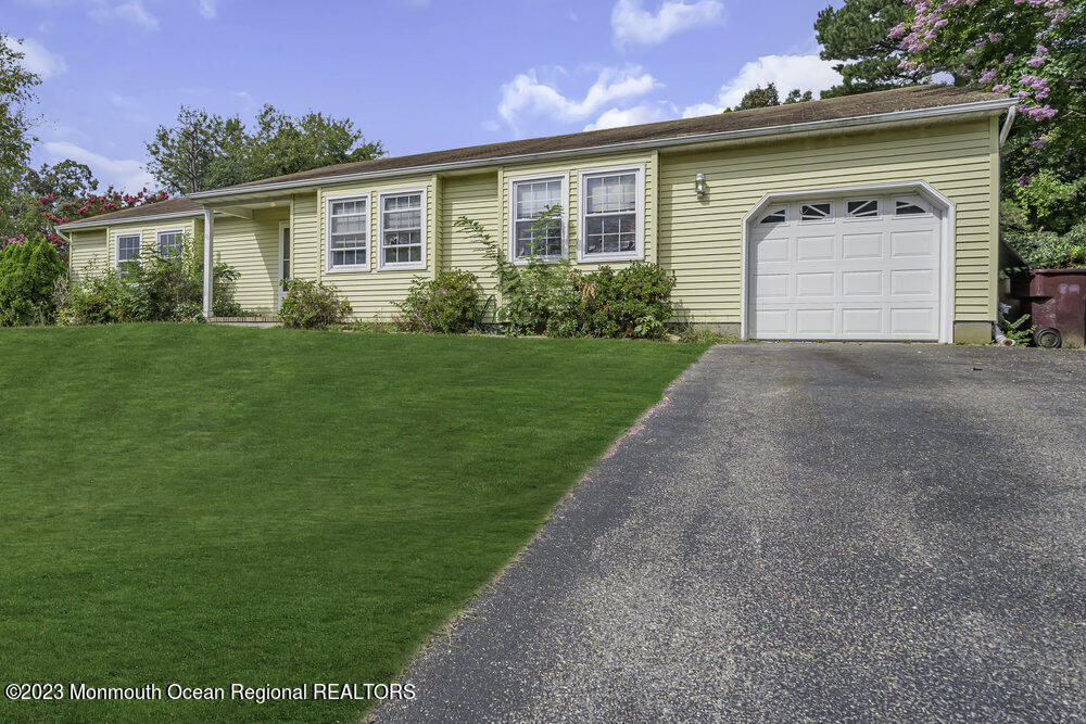 10 Eagle Drive Bayville, NJ 08721 - Photo 1 of 42 001_dsc09803-1b